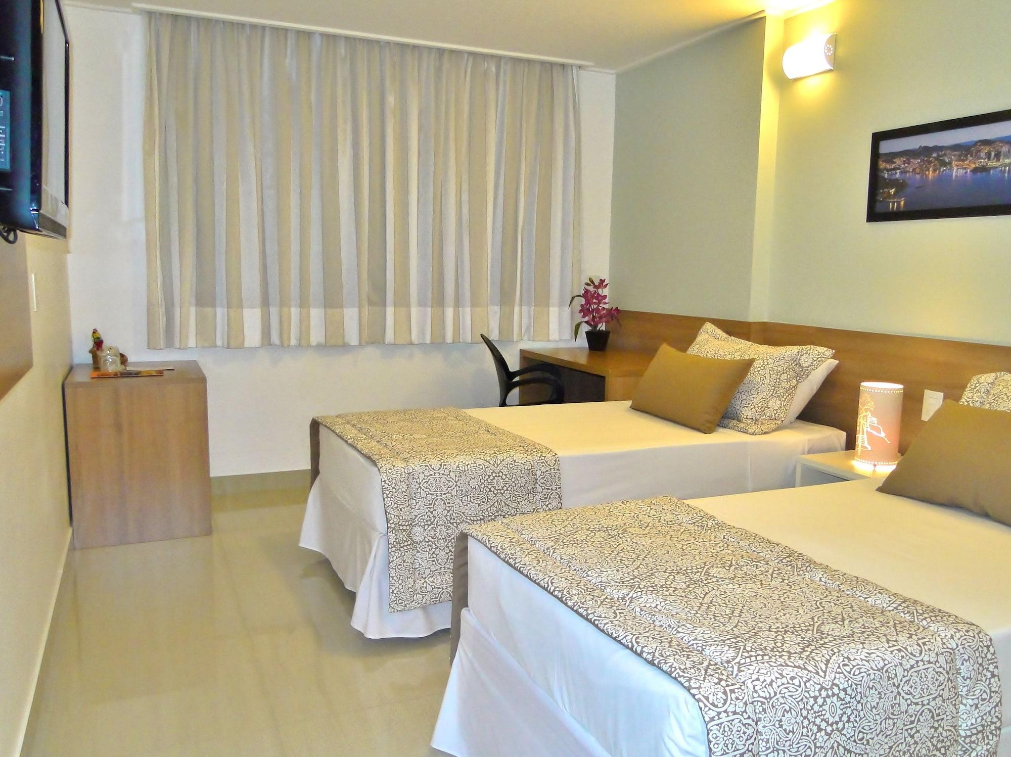 Alameda Vitoria Hotel Exterior photo